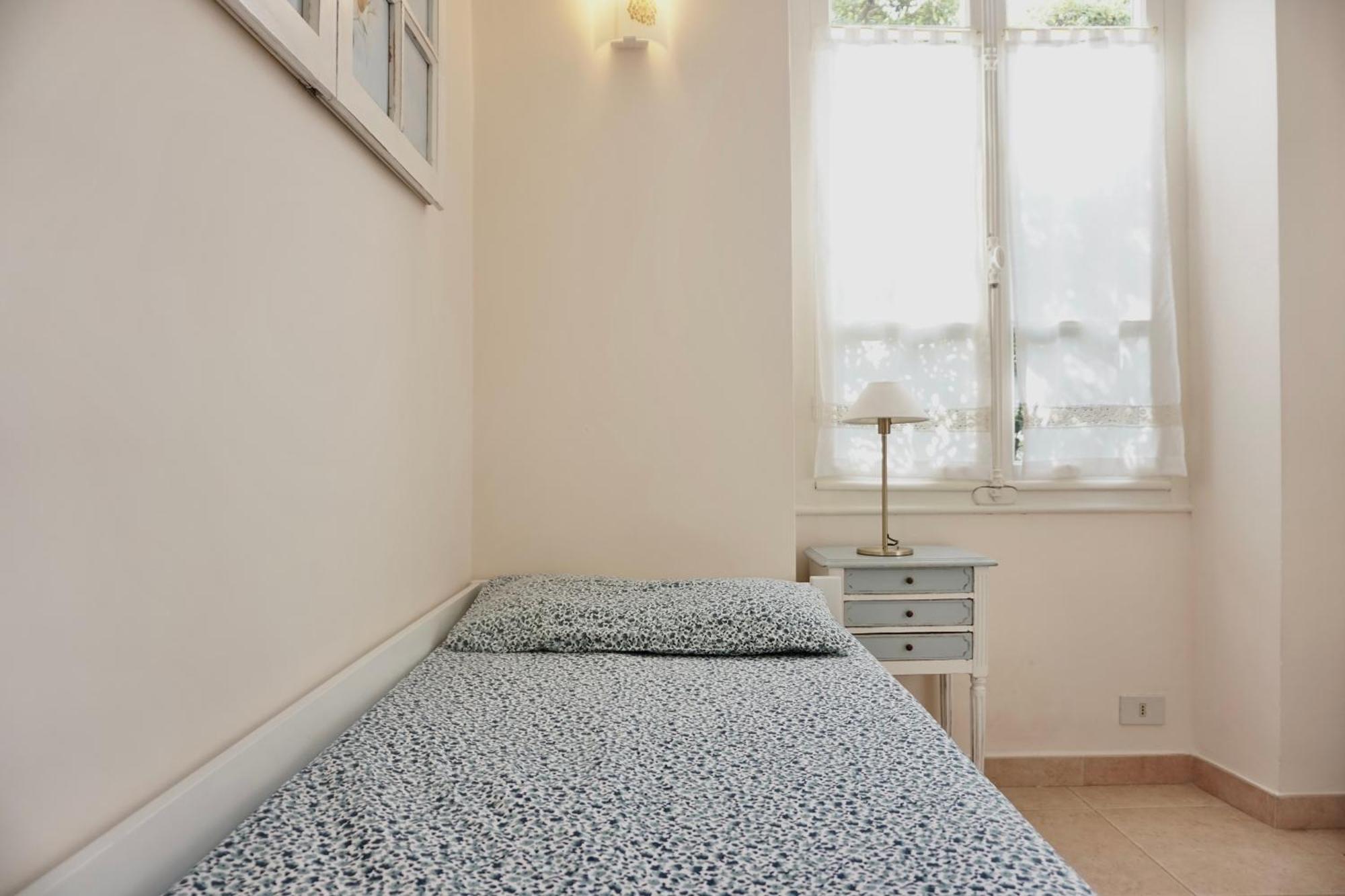 Villa Angelina - Casa Glicine 瓦莱克罗夏 外观 照片
